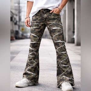THRT men’s Archer Camouflage Flare Jeans pants Distressed Paint Splatter size 28